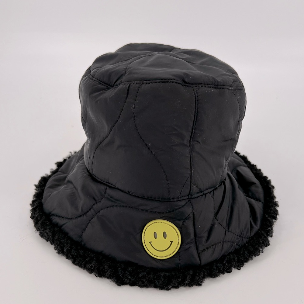 Steve‎ Madden Smiley Face Quilted Bucket Hat